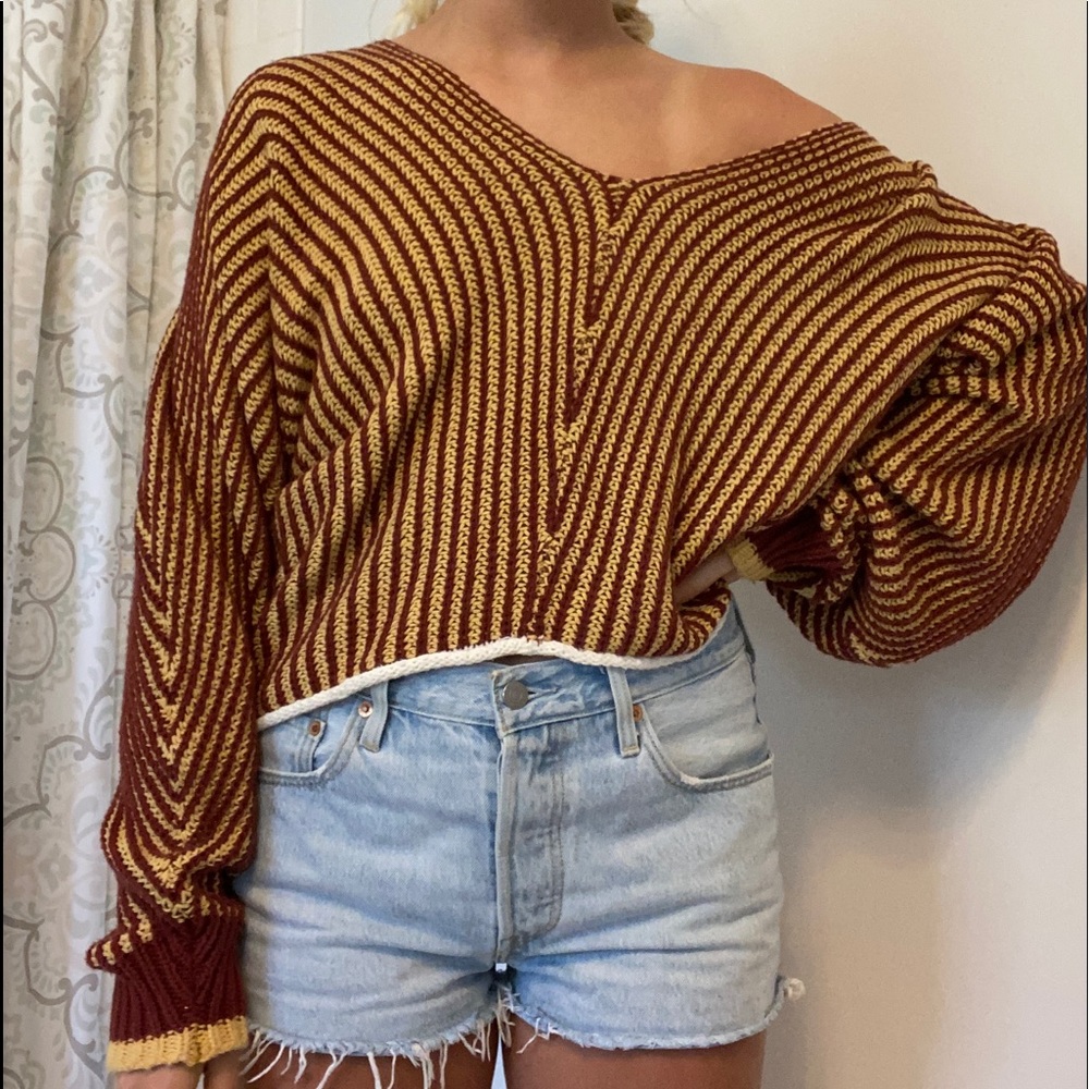 Urban outfitters knit sweater barely worn